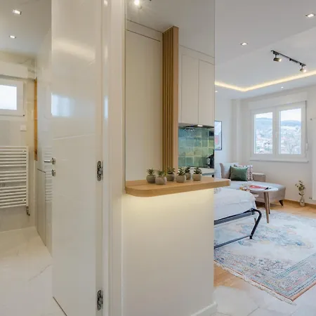 Design With A View In The Center Apartamento Sarajevo